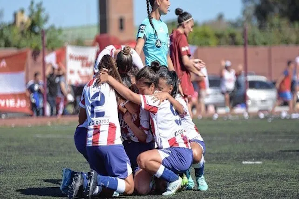 El femenino de Unión logró un histórico ascenso a Primera División