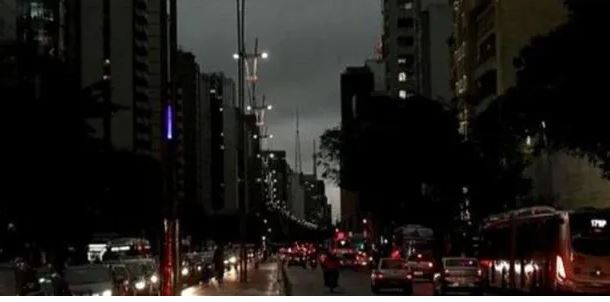 Apagón masivo en Brasil dejó a más de la mitad de lo estados sin energía eléctrica
