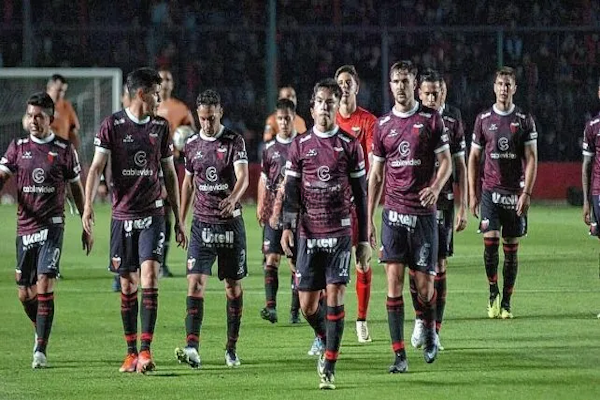 Colón rescindiría el contrato de otro jugador del plantel