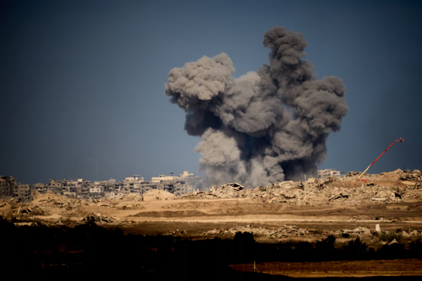 Peligra el acuerdo de paz: Israel bombardeó el sur de la Franja de Gaza