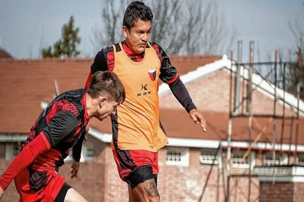 Colón vuelve a los entrenamientos en el Predio 4 de Junio