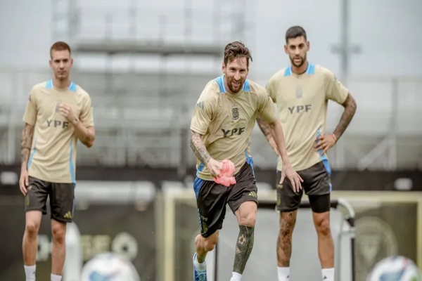 La Selección Argentina se prepara para la última gira del 2025