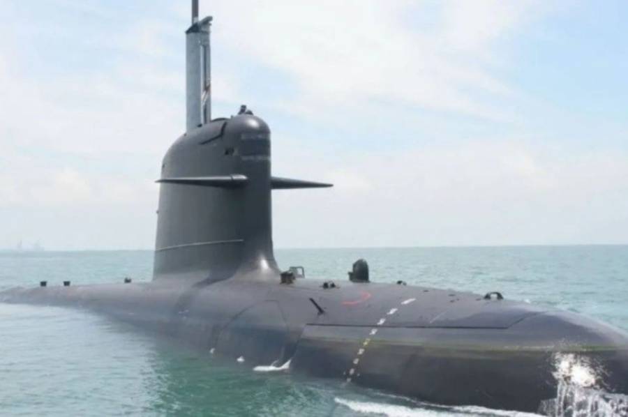 El gobierno confirmó que comprará submarinos y buques a Francia