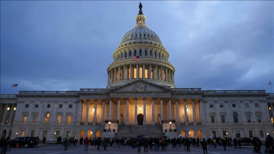 El Senado de Estados Unidos busca poner fin al cierre gubernamental más largo de su historia