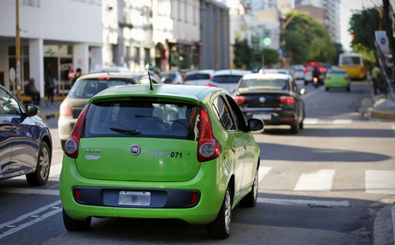 El Concejo desreguló el sistema de taxis y remises