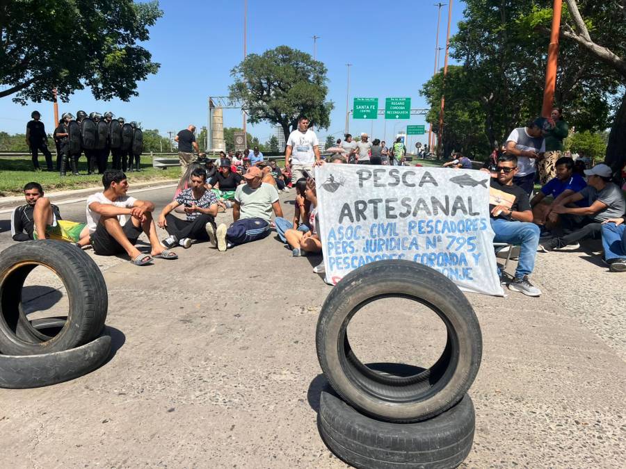 Corte total de pescadores en la RN168 en la mano a Santa Fe