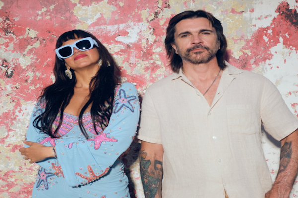 Juanes y Bomba Estéreo estrenan