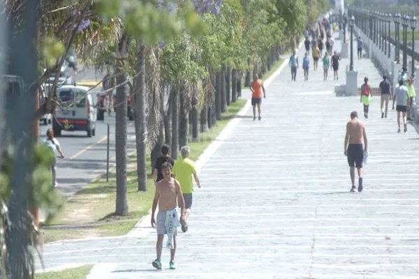 Verano 2025: anticipan menos lluvias y más calor en la región