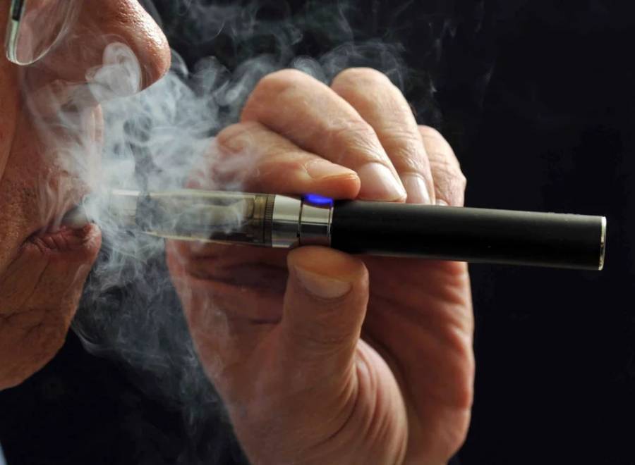 El 9% de adolescentes entre 13 y 18 años probó cigarrillos electrónicos, según estudio