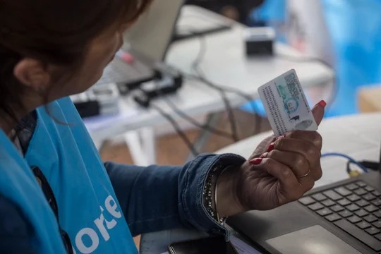 El Gobierno volvió a modificar el Presupuesto actual asignando más fondos al RENAPER