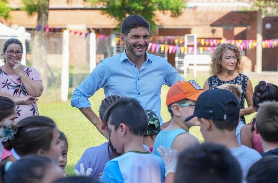 Pullaro: “Que los empleados públicos tengan la total  y absoluta tranquilidad de que no van a perder ante la inflación”.