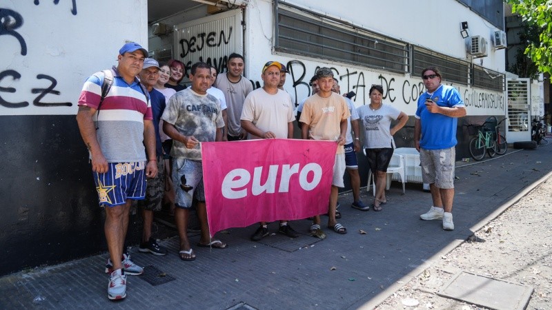 Sigue la toma del frigorífico Euro por parte de los empleados