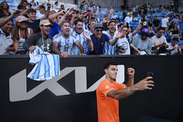 Triunfo de Francisco Cerúndolo en el Australian Open