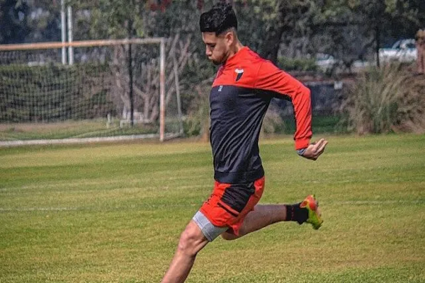 José Neris entrena con Colón, el jugador interesa a San Lorenzo