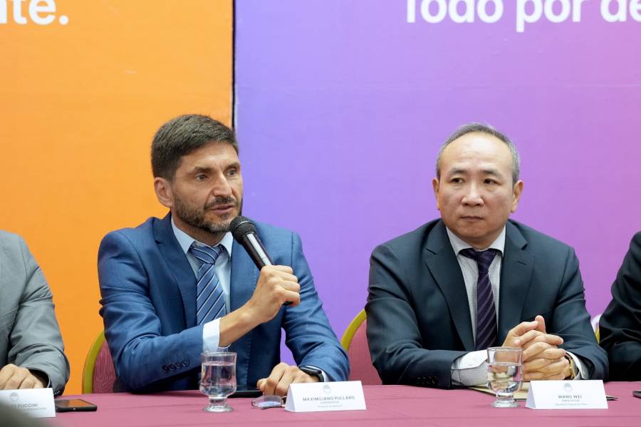 Pullaro y el embajador chino Wang Wei encabezaron un encuentro con empresarios para fortalecer la vinculación comercial con China