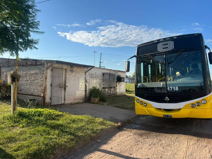 En la parada de la Línea 8 se robaron hasta los saquitos de té