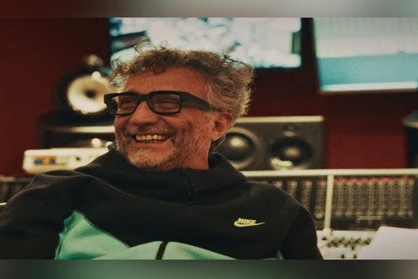 Debut del videoclip “Maldivina y Turbialuz” de Fito Páez
