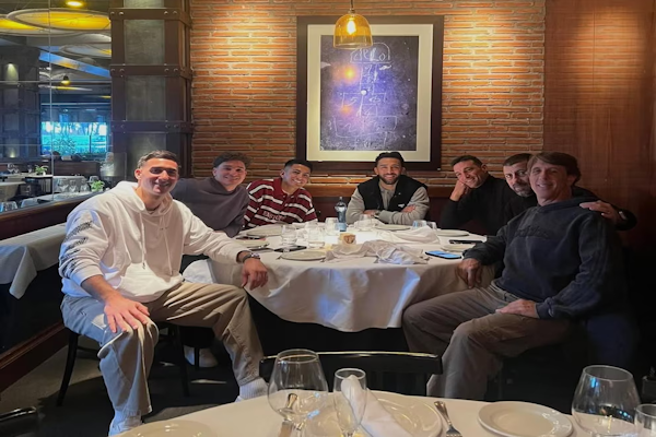 Scaloni se reunió con los jugadores argentinos del Atlético de Madrid