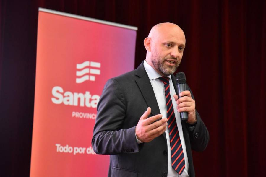 Puccini: “Ignorar la industria textil argentina es un error que hace mucho daño”