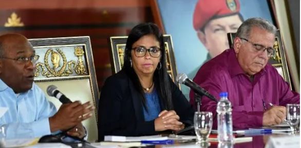 Venezuela advirtió que no tendrá elecciones inmediatas, pero abrió la posibilidad a una conversación con María Corina Machado