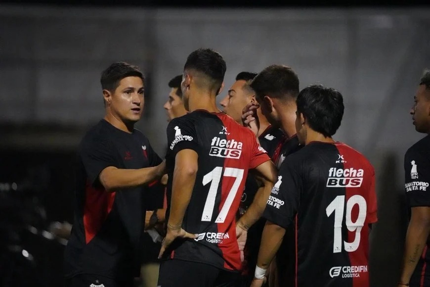 El renovado Colón debuta ante Deportivo Madryn en Santa Fe