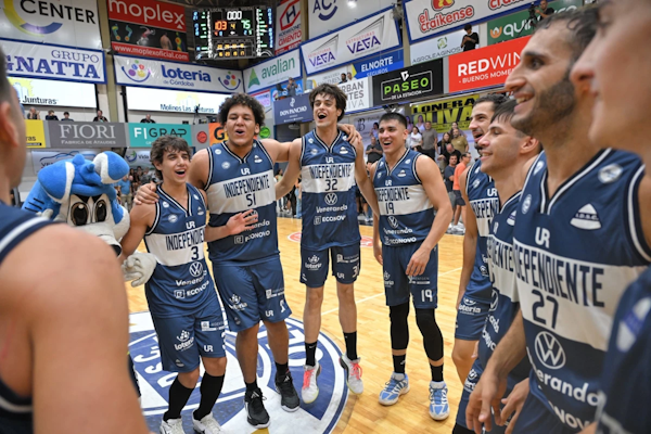 LNB: Independiente de Oliva superó ampliamente a Unión