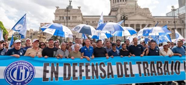La CGT confirmó paro nacional por 24 horas contra la reforma laboral de Javier Milei