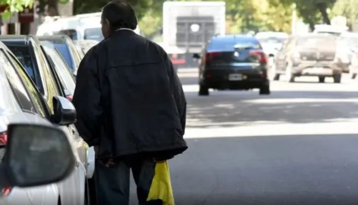 Unifican el proyecto para prohibir cuidacoches en Santa Fe y confirmaron que esta semana se presentará en la Legislatura