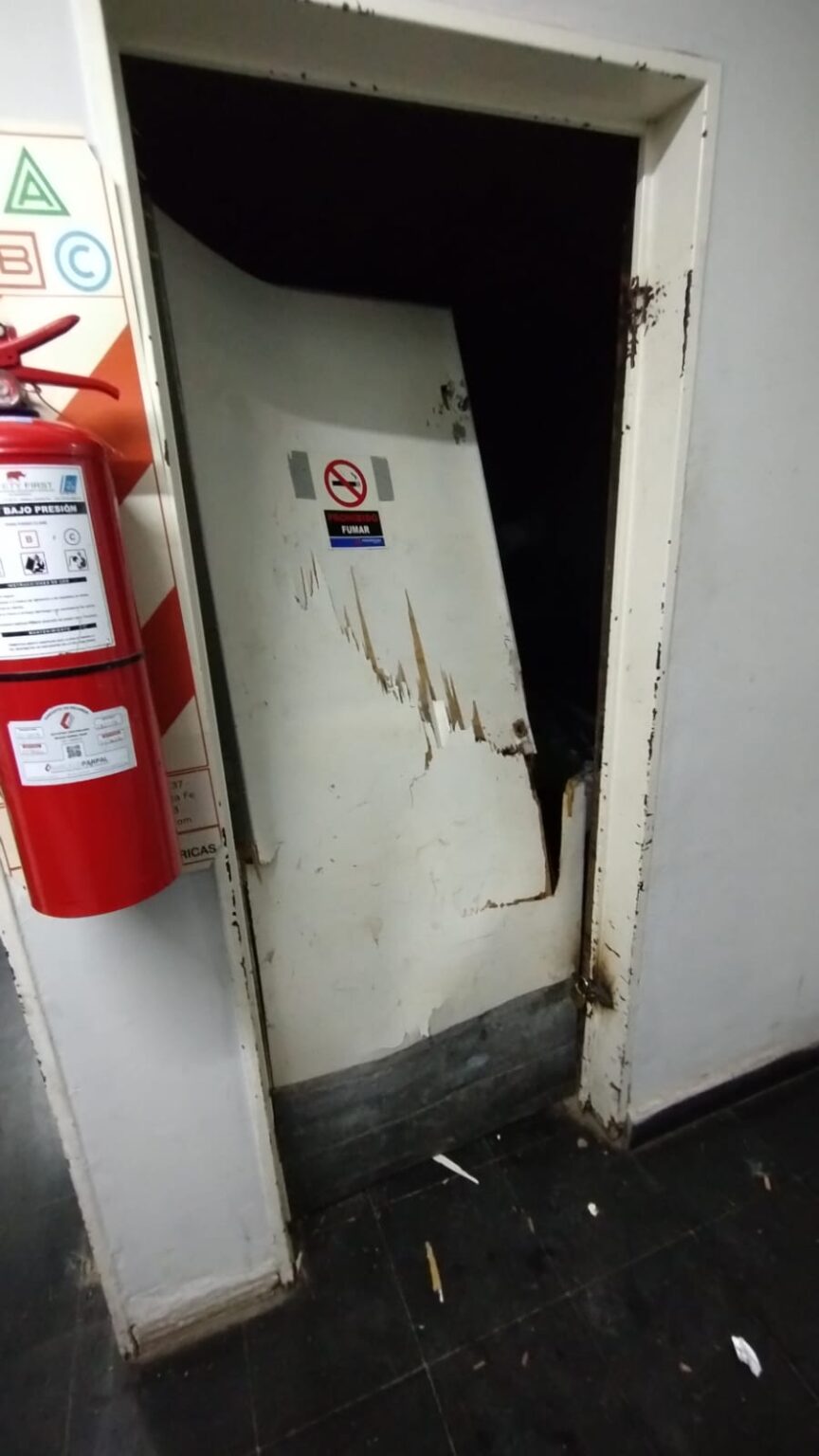 Delincuentes robaron y provocaron daños en el Cementerio Municipal