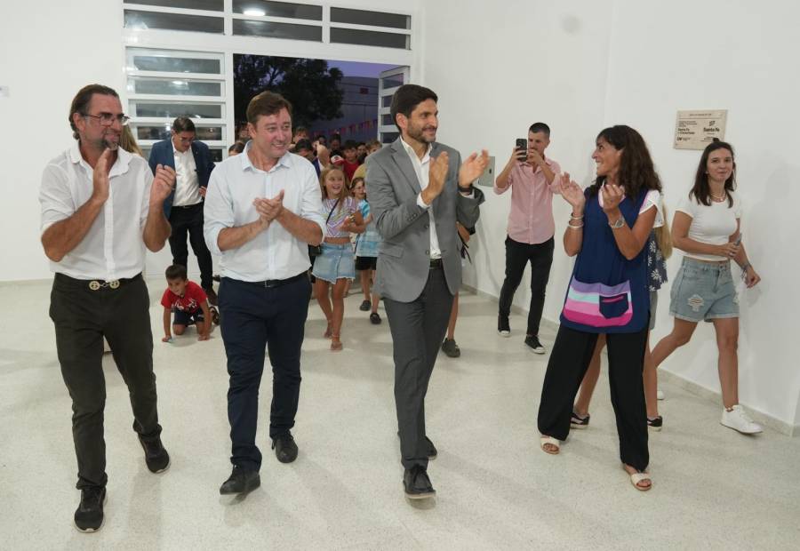 Pullaro inauguró el nuevo edificio del Jardín Nº 389 en San Martín de las Escobas