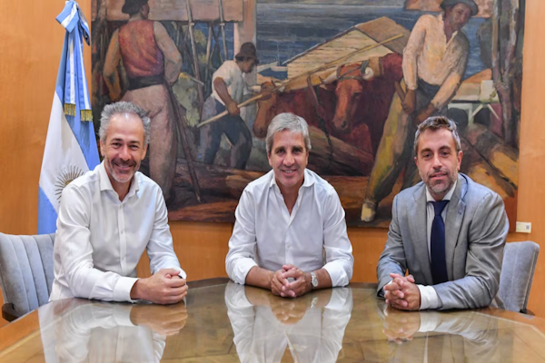 Renunció el secretario de Finanzas Alejandro Lew