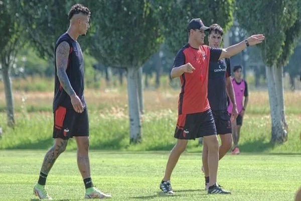 Colón volvió a entrenar con varios lesionados