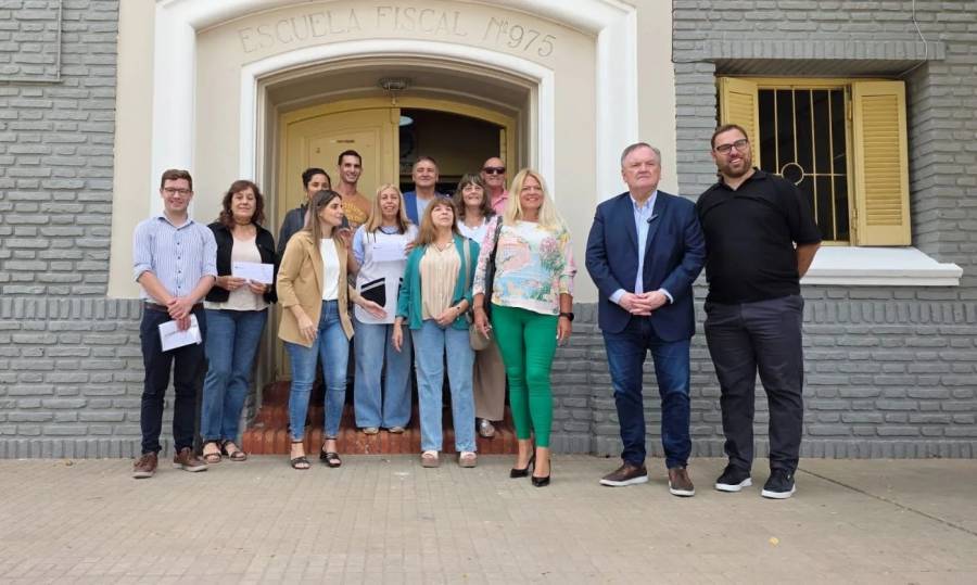Michlig y Dupouy visitaron instituciones educativas de Ceres para acercar aportes 