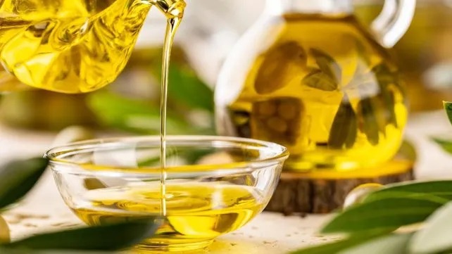 Assal prohíbe la venta de un aceite de oliva ilegal en Santa Fe