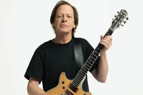 Buenos Aires: Stevie Young fue hospitalizado de urgencia