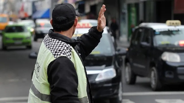 Cortes y desvíos: calles afectadas y cambios en colectivos