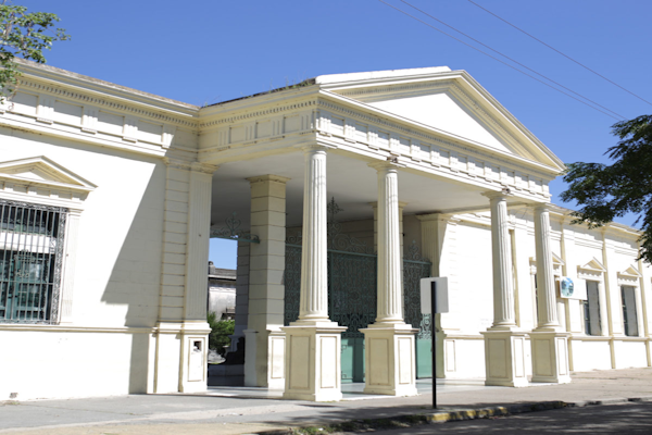 El Cementerio Municipal modificará sus horarios de visita y servicios 