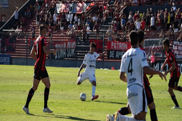 Primera Nacional: Colón derrotó a Patronato y se suma al lote de punteros en su zona