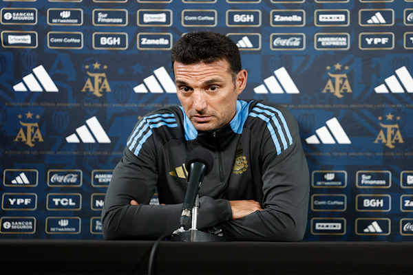 Scaloni confirmó a Messi como titular ante Zambia