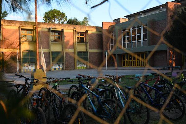 Denuncian amenazas de nuevos tiroteos escolares en Santa Fe