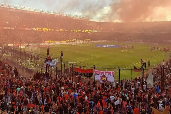 Colón saludó a Unión con ironía