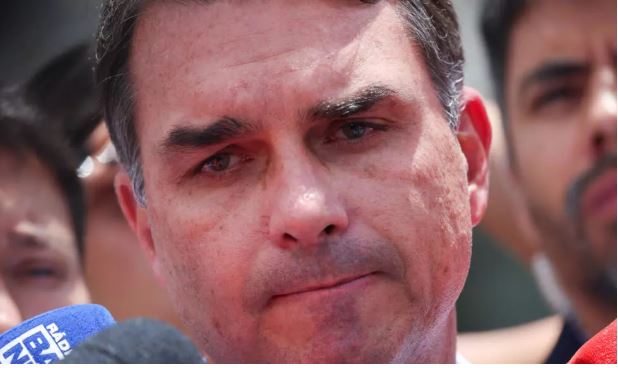 El Supremo de Brasil ordena investigar a Flávio Bolsonaro por presunta calumnia contra Lula