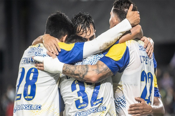 Rosario Central ganó ante Libertad por Copa Libertadores