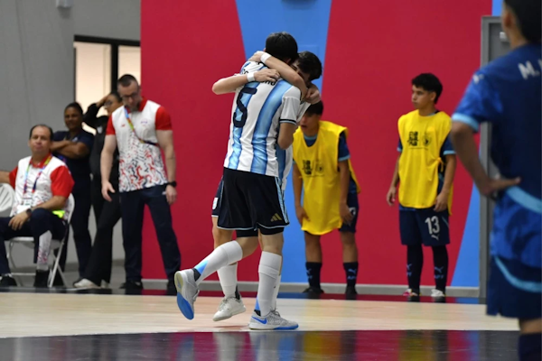 Seleccionados de futsal Sub 17: varones y mujeres pasaron a la final
