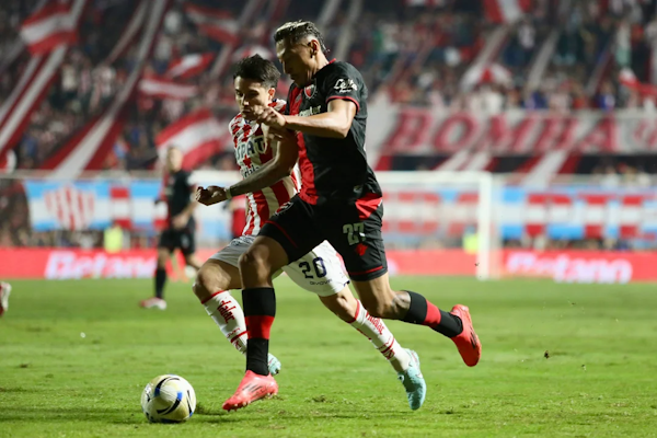 Newell ´s vende las camisetas usadas en la victoria ante Unión