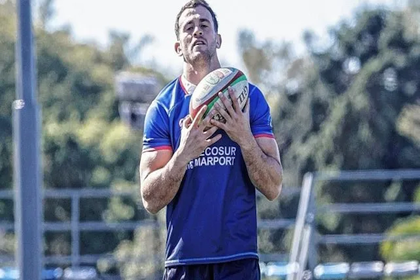 Emiliano Boffelli entrena con Capibaras XV