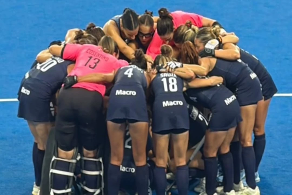 Las Leonas iniciaron la gira por China con victoria