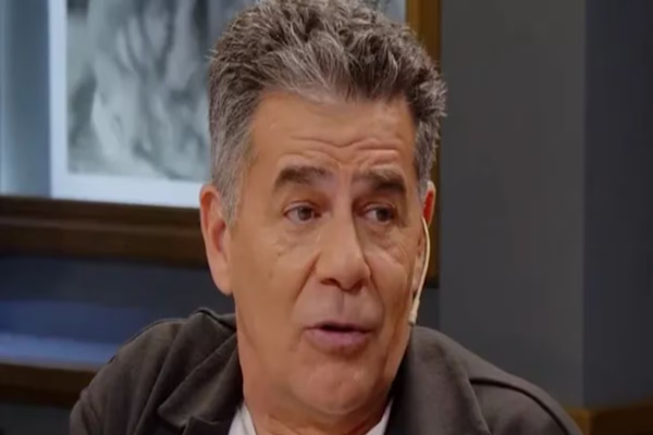 Julián Weich cierra su empresa tras 16 años