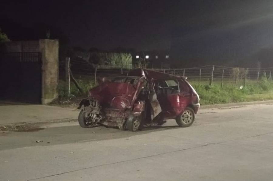 Fatal accidente: chocó contra una columna de luz y murió