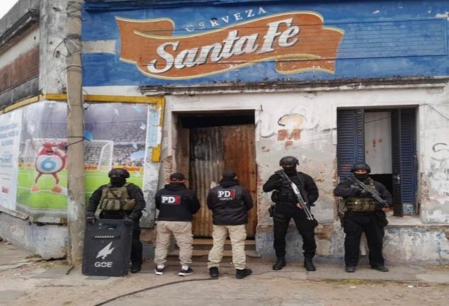 La PDI desarticuló un punto de venta de droga y detuvo a 12 personas